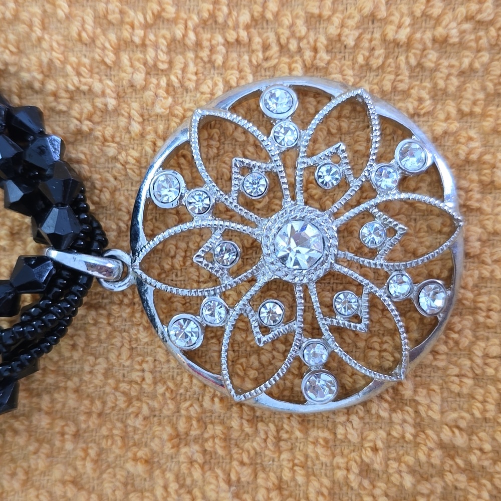 STATEMENT PIECE! - Picture 2 of 4